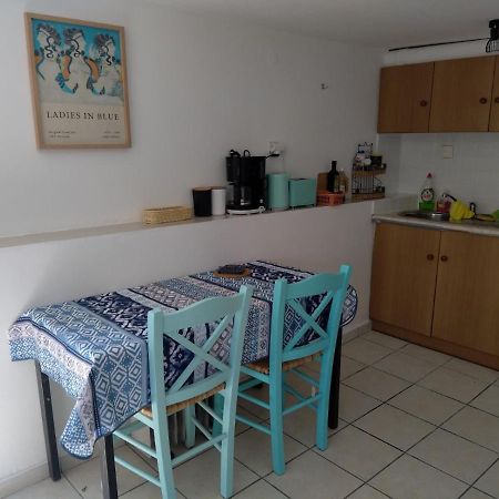 Artemis Ermoupoli Centre Appartement Pour Petit Budget Backpackers 외부 사진