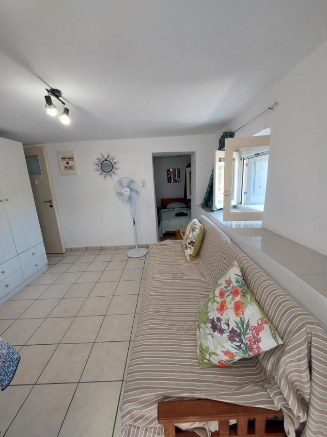 Artemis Ermoupoli Centre Appartement Pour Petit Budget Backpackers 외부 사진